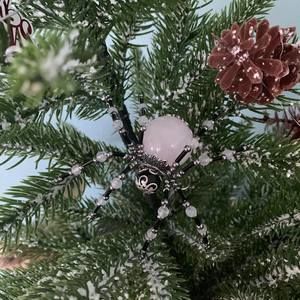 Meet your Posher, Rose-marie